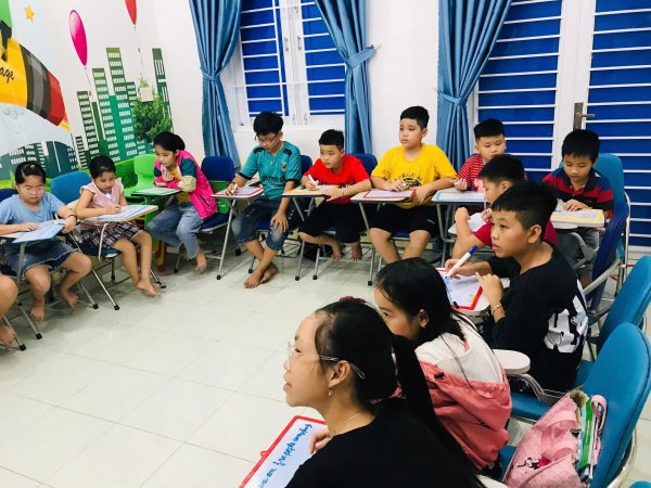 JUNIOR LEADERS Tiếng anh Thiếu niên từ 11-16 tuổi